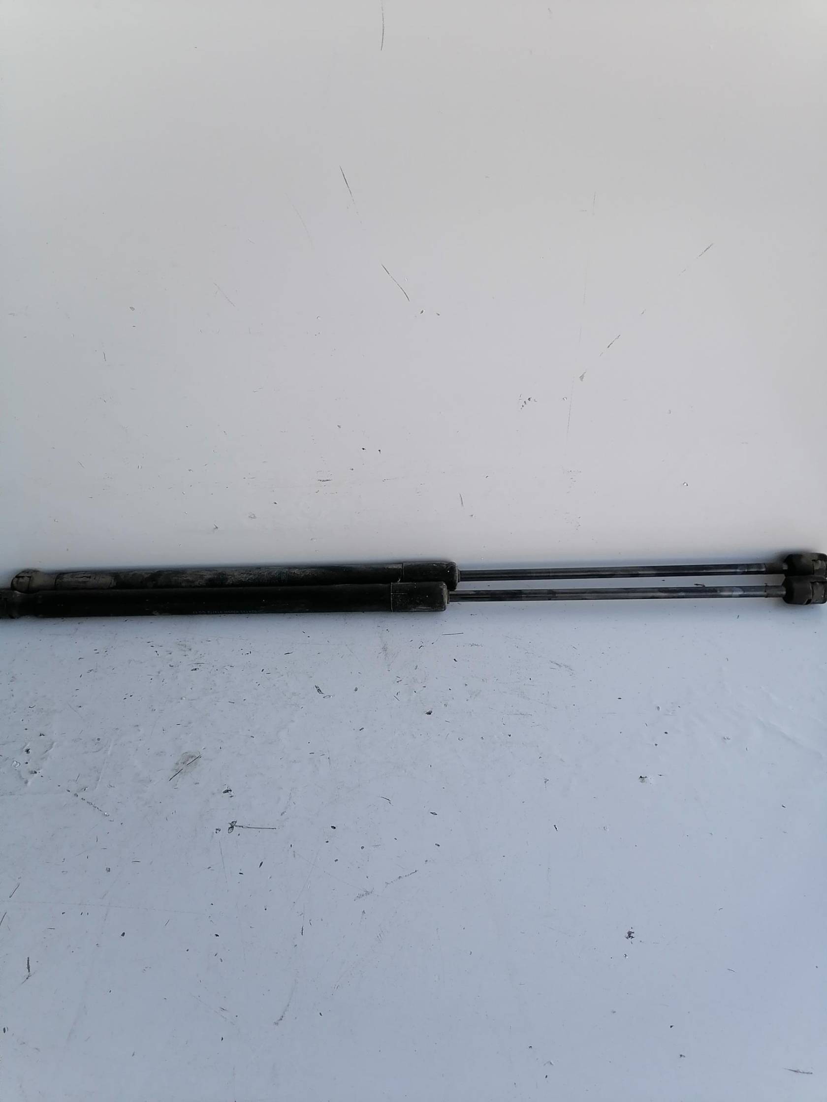 Asta ammortizzante portello post. dx.